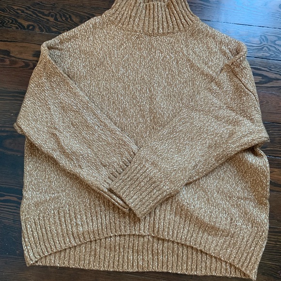 H&M Sweaters - H&M medium yellow sweater